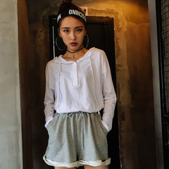 Korean port wind fashion leisure sport suit long sleeved Pullover Hooded loose T-shirt + waisted shorts wide leg female tide Gray shorts Picture color