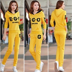 Every autumn special offer leisure wear Couture 2017 new long sleeved sweater fashion lady two piece tide S EGO suit [yellow]