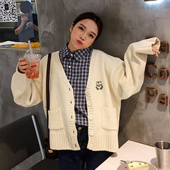 Autumn and winter 2017 new Korean embroidered retro V collar cardigan sweater loose long sleeved sweater coat female students F Beige