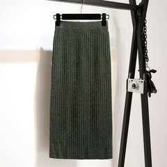 Knitting skirt in the long autumn winter 2017 new female thickened wrap skirt step split bag hip skirt sweater Medium length (70CM) Blackish green