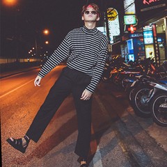 Hong Kong students a striped long sleeved T-shirt all-match wind wave BF wind flow in Japan and South Korea's Harajuku men shirt M Collection priority delivery]