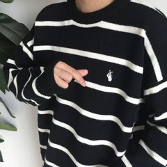 XM2017 new winter sweater T-shirt casual striped sweater head set of male male Korean students tide M Black background IOU