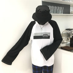 Autumn and winter in South Korea ulzzang Harajuku BF wind hit color plug-in sleeve printing letters loose couple T-shirt sweater for men and women F White + Black