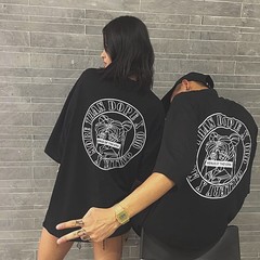 The new spring and summer wind INS with a vintage Harajuku trendsetter girl exclusive T-shirt printing loose couple models F black