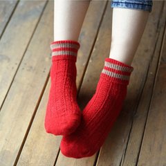 Socks children autumn and winter retro thick line wool, wool tube socks, South Korea two bar striped cotton pile socks Japanese system Size 35-44 Two bar curling scarlet