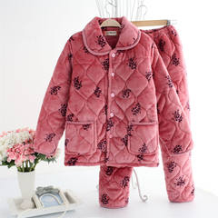 In winter three layer thickening pajamas cotton and cashmere Flannel Suit Jacket Home Furnishing female winter warm suit XXL recommends weight around 130--150 Red bean flowers
