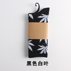 Shipping autumn maple leaf cotton socks and women Street Harajuku lovers personality skateboard stockings Size 35-44 Black white leaves