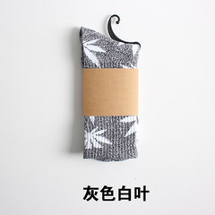 Shipping autumn maple leaf cotton socks and women Street Harajuku lovers personality skateboard stockings Size 35-44 Gray white leaves