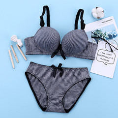 Women's underwear, girls, thin students, high school girls bra gather, small chest gather, no steel ring stereotypes bra 518 black suit 32/70 (AB pass cup)