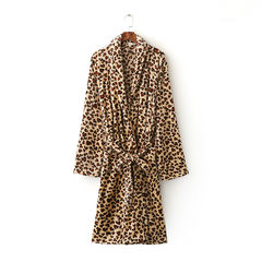 Large yards robe 200 pounds of fat mm female man add fertilizer increased lengthened and thickened a flannel robe of coral velvet XXXL (more than 230 kilos) Classic Leopard Print