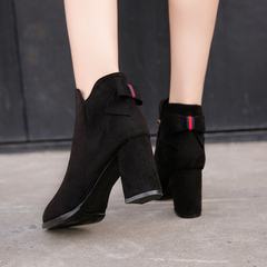 2017 new autumn and winter boots boots with thick cashmere heels boots Bottine Martin pointed. Thirty-eight black