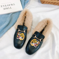 In the autumn of 2017 New England students Plush small leather shoes female winter shoes shoes shoes Doug Korean society all-match Thirty-eight Heiqing