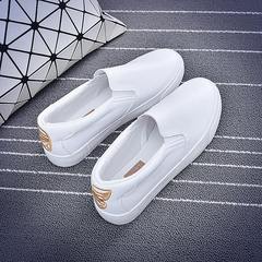 In the autumn of 2017 new shoes white shoes all-match canvas shoes shoes slip-on Korean pedal flat white shoes Thirty-eight The white A21