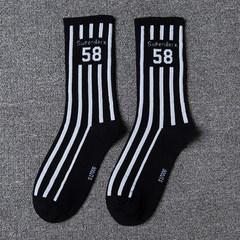 Male socks ulzzang of men and women in Europe and the street tide socks high tide brand skateboard movement barrel Harajuku stockings socks 5XL (280 Jin) 58 black (recommended by the manager)