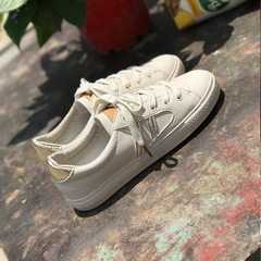 In the autumn of 2017 new global low lace shoes breathable all-match white shoe student flat white canvas shoes Thirty-eight Golden Rice