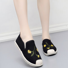 In autumn 2017 New Street flat shoes canvas shoes pedal lazy shoes casual shoes all-match students. Thirty-eight Chrysanthemum 805-2 black
