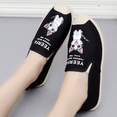 In autumn 2017 New Street flat shoes canvas shoes pedal lazy shoes casual shoes all-match students. Thirty-eight Cartoon cat 815 black