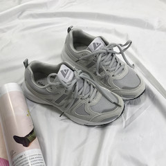 Ins super fire shoes sports shoes ulzzang Korea Harajuku wind reflective white shoe all-match students running shoes Thirty-eight gray