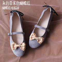 Maryja is a sweet and soft girl, and Lolita is sweet and cute Thirty-eight Gray ribbon with beige knot