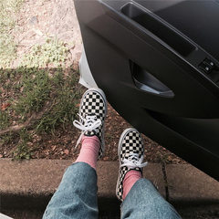 In the New South Korean ulzzang all-match chequered lace classic canvas shoes, skateboard shoes female lovers Forty-four white
