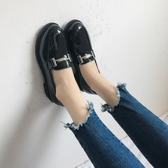 In the autumn of 2017 new British style women shoe flat loafer, retro small leather shoes with flat all-match. Thirty-eight black