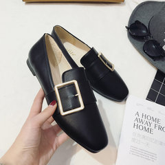 In the autumn of 2017 Europe buckle shoes leisure square loafer shoes a lazy white shoes. Thirty-eight black