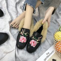 Maomao shoes female in autumn and winter shoes shoes Doug Korean all-match lazy loafer wear flat shoes with velvet outside tide Thirty-eight Black flower