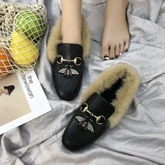 Maomao shoes female in autumn and winter shoes shoes Doug Korean all-match lazy loafer wear flat shoes with velvet outside tide Thirty-eight Black bee
