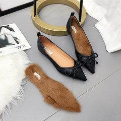 Winter 17 pointed bow shallow mouth flat shoes female soft soft bottom shoes slip pregnant women shoes driving shoes Maomao Thirty-eight Black (hair pad)