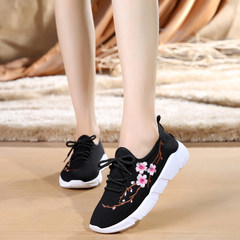 Ten years old Beijing cloth shoes embroidered shoes new singles III peach all-match fly woven casual shoes Thirty-eight 8808 black shoes with laces