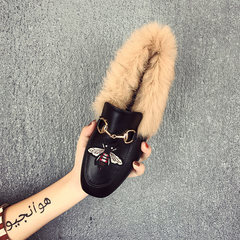 Europe winter Maomao shoes women shoe shoes casual shoes a lazy student rabbit Doudou square ladies shoes Thirty-eight Queen bee