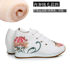 In July 17 years old Dutch Beijing female shoes embroidered folk style women shoe increased mother square dance shoes Thirty-eight Add velvet [laughter] increase white