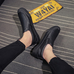 The new low pedal early autumn Mens Casual leather shoes slip-on British tide flat loafer shoes Forty-three black