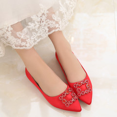 Red high-heeled shoes, 2017 new wedding shoes, women's pointed buttons, square buttons, bridal shoes, fine documentary shoes, silk wedding dress shoes Thirty-eight Flat bottom square buckle