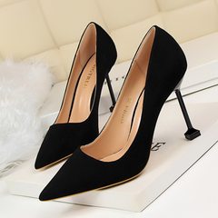 2017, early spring new pointed shallow suede high-heeled shoes, elegant black fine heel, professional OL single shoe Bridesmaid Wedding Shoes Thirty-eight black