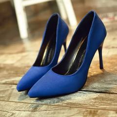 The new sexy women's shoes in the spring and autumn of 2017, the stars with the same type of shallow black high-heeled shoes, fine heel pointed shoes Forty blue