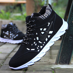 Early autumn new Korean winter fashion shoes breathable high all-match men casual shoes Shoes Boys sports shoes Forty-three 210 tall black and white color
