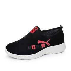 The new Beijing cloth shoes in autumn and winter, the middle and old cotton shoes with thick wool, warm soft sole and anti-skid mother shoes are 38 black