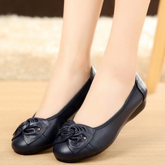 Spring and autumn flat bottom shoes, mother's shoes, butterfly knot, soft bottom, flat heel, middle-aged round head, shallow mouth, single shoe, work shoes, peas shoes Thirty-seven 108 flat blue