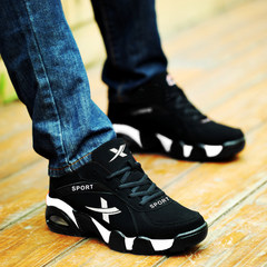 Men's sports shoes leather shoes running shoes new autumn and winter wear shoes leisure shoes in students 43 collect socks 996 - black and white leather