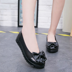 The spring and autumn female shoes shoes leather black shallow soft bottom flat slope with low soft soft bottom shoes shoes mother occupation Thirty-eight Black