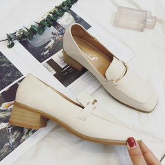 Square thick with 2017 New England small leather shoes in the spring and autumn all-match low heeled shoes. Doug le fu shoes Thirty-eight Beige