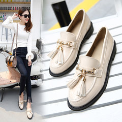 2017 winter shoes round flat shoes leisure shoes all-match Korean female students with low plus velvet shoes Thirty-eight Beige
