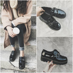 In the autumn of 2017 New England College Female Harajuku shoes retro wind all-match Korean crude with documentary shoes tide Thirty-eight Black (with NAP)