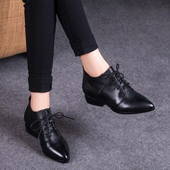 2017 new leather shoes with laces autumn girls coarse shoes with pointed shoes in the female British female. Thirty-eight Single