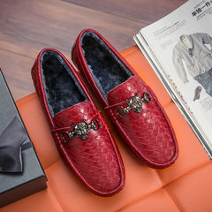The autumn winter warm shoes leather shoes with Doug male tide young cashmere casual shoes popular lazy men's shoes Thirty-eight Warm red