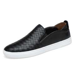 Men's leather shoes in casual shoes breathable woven British loafer shoes slip-on pedal. Thirty-eight black
