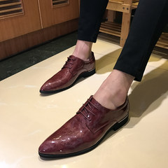 The increase in men's hair stylist pointed shoes leather shoes. The trend of individual business dress casual wedding shoes Thirty-eight Wine red (regular)
