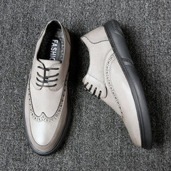 Autumn business casual shoes male Korean youth Bullock pointed shoes all-match tide carved British small leather shoes Thirty-eight Thick base grey