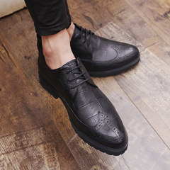 The British men's new fall Bullock carved fashion crocodile embossed men's casual shoes men Thirty-eight black